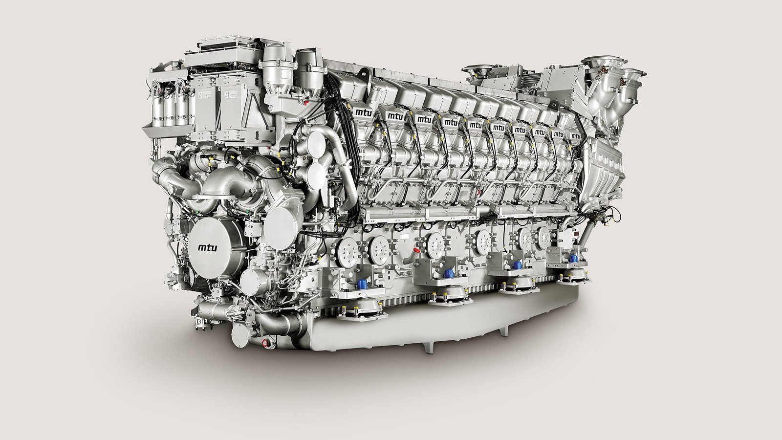 MTU 20V 8000 series diesel engine